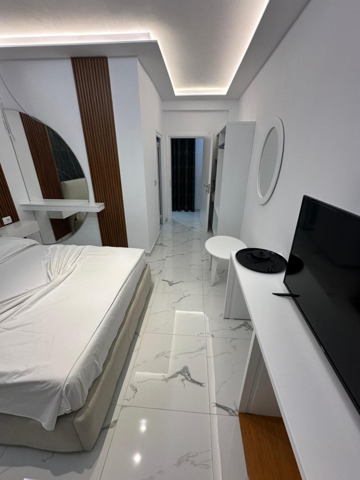 Hotel Elisabet Sarandë Exterior foto